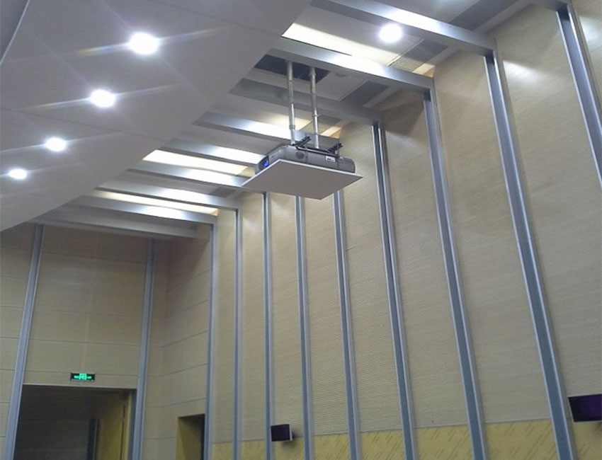 竹節式電動雙杠吊架應用場景 竹節式電動雙杠吊架應用場景